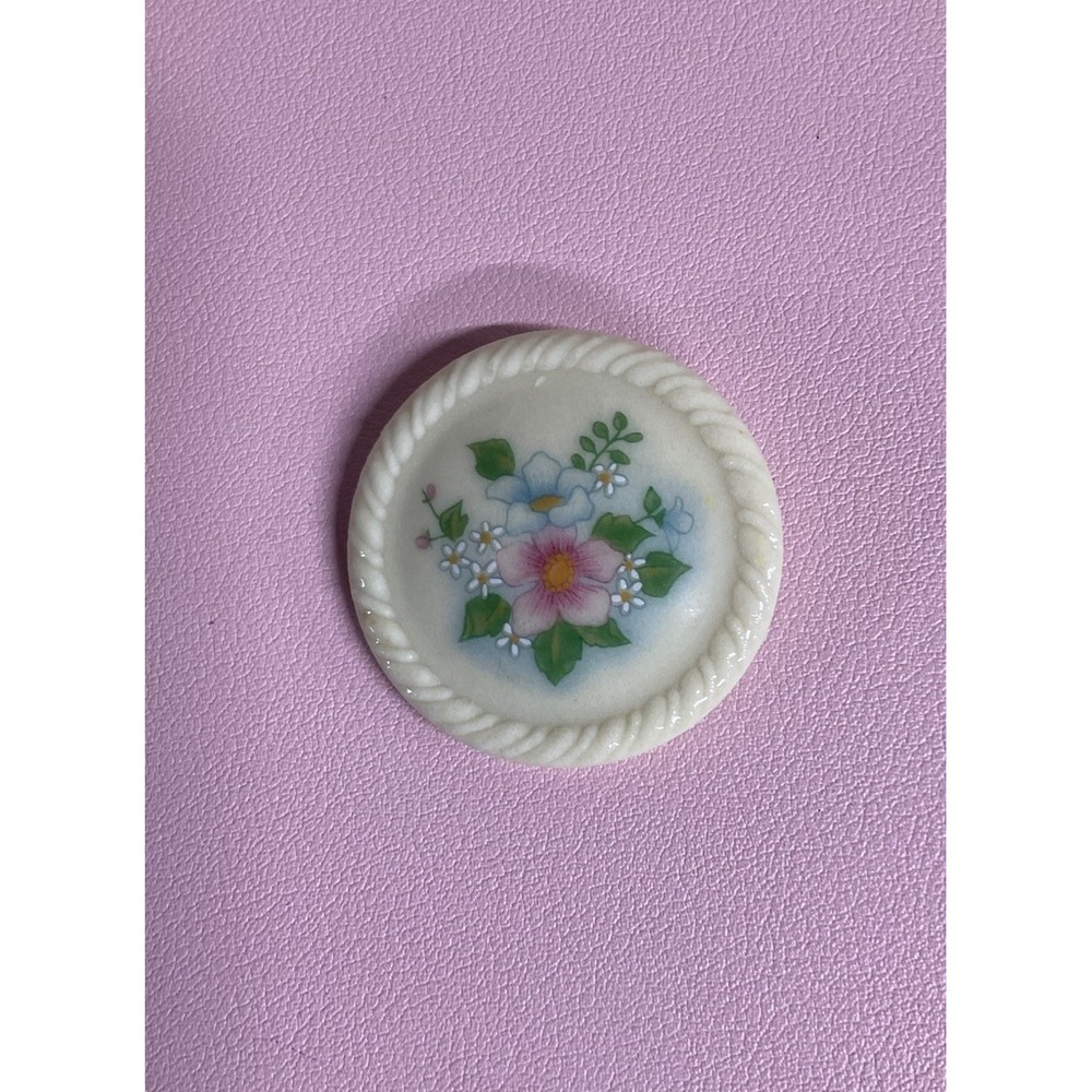 Vintage Avon Stoneware Floral Brooch Pink Blue Flower Ceramic Pin Easter Spring
